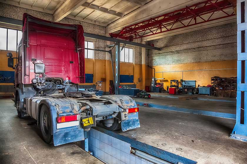 アフターフォローも丁寧 | 中古車販売専門店 Buddy